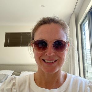 Meet your Posher, Laura